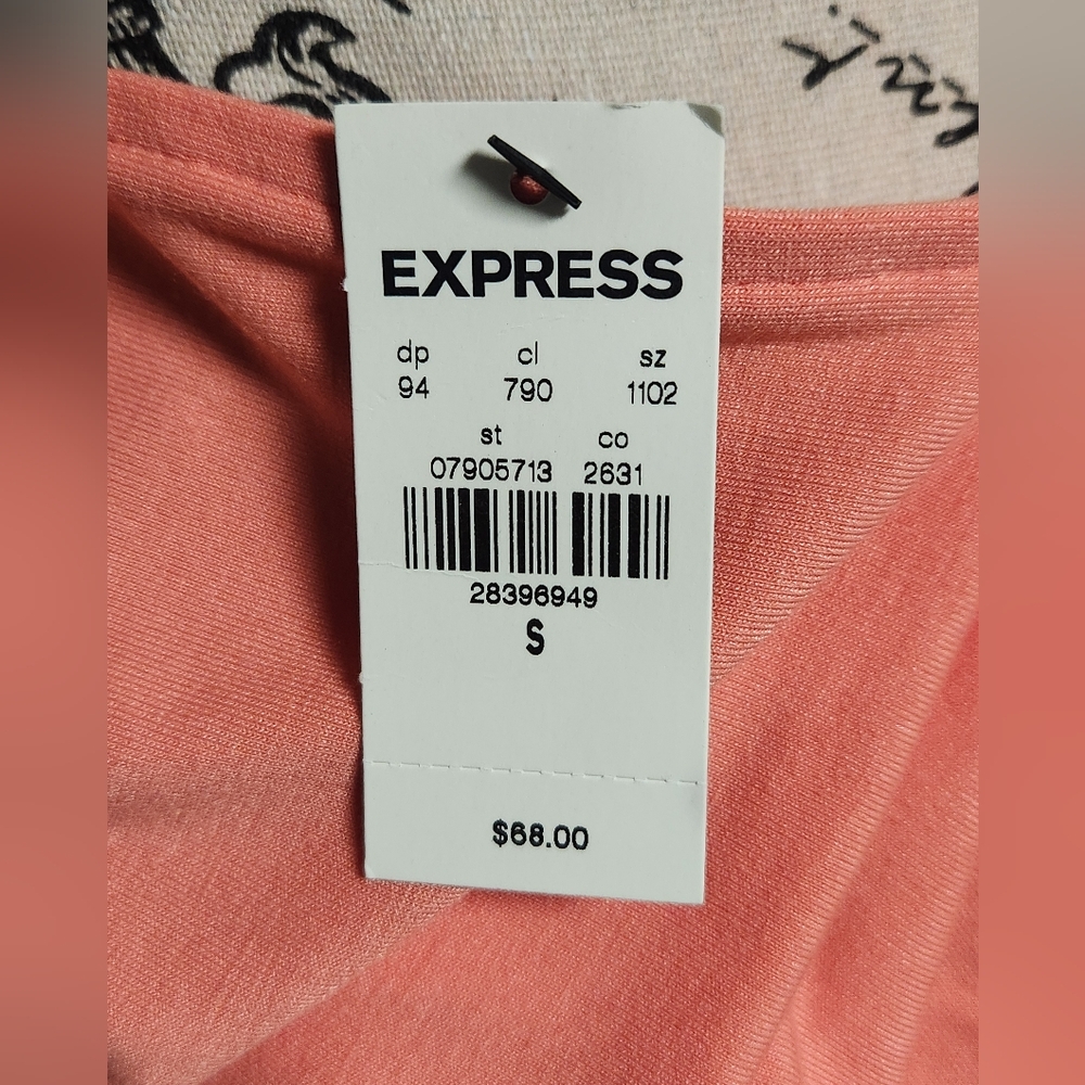 Express Coral Romper - Picture 3 of 5